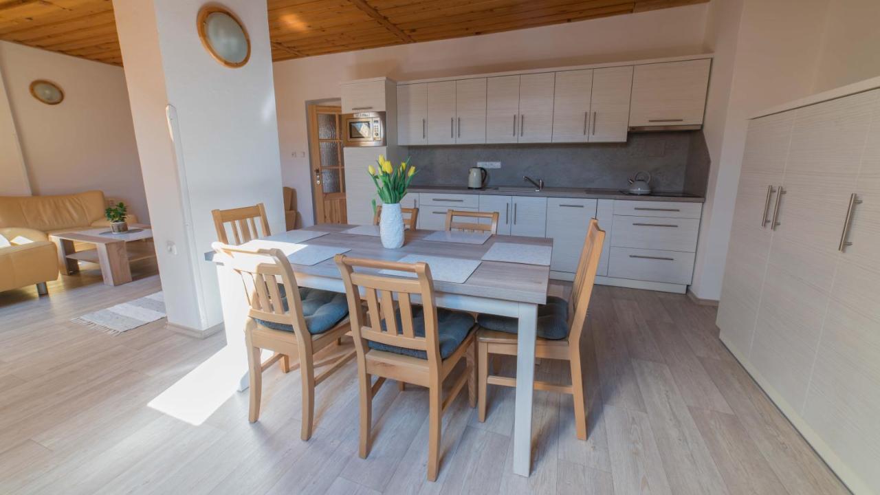 Apartmany U Sjezdovky Квилда Екстериор снимка